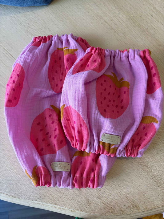 Paraorecchie Estivi in Mussolina 'Fragole'  - Da Tommy Pet Boutique
